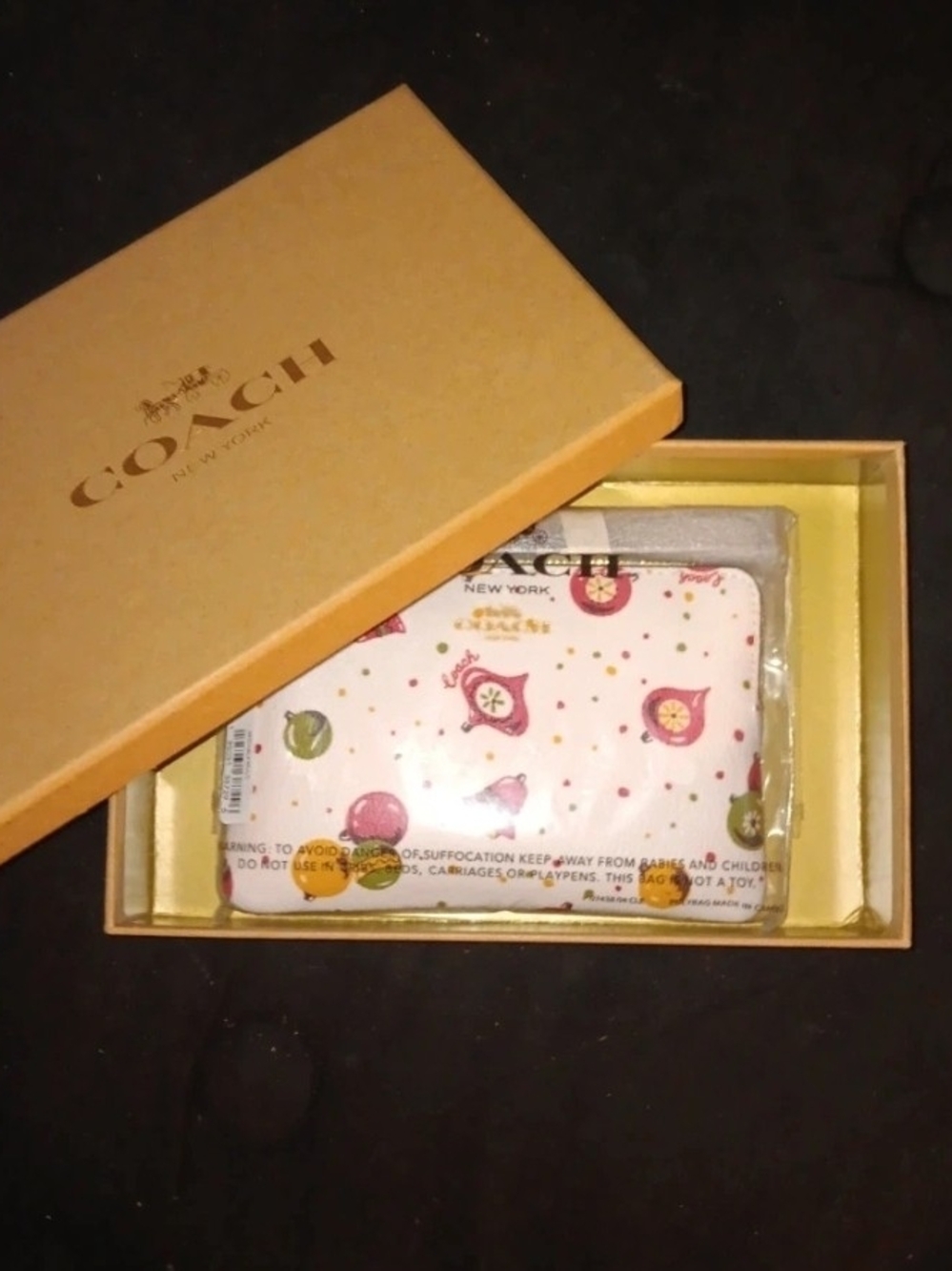 Coach White Leather Ornament Printed Wristlet NWT